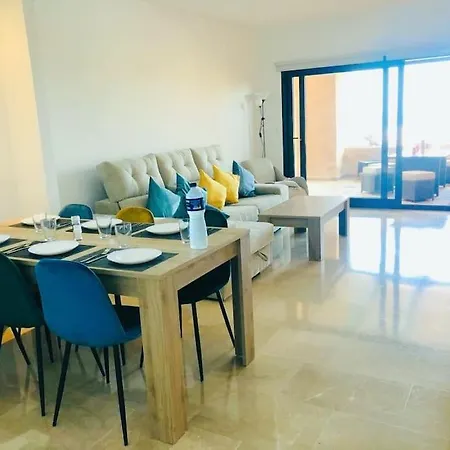 Apartment Duquesa 2 Bed Sleeps 6 Overlooking Pool With Magnificent Sea Views *