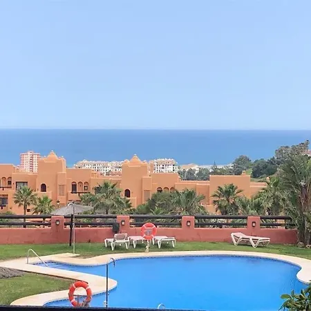 Duquesa 2 Bed Sleeps 6 Overlooking Pool With Magnificent Sea Views Apartment Manilva