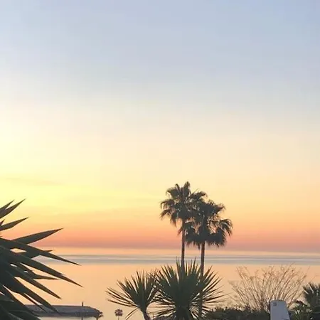 Apartment Duquesa 2 Bed Sleeps 6 Overlooking Pool With Magnificent Sea Views